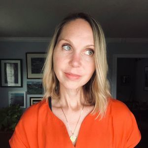 Meet your Posher, Carrie